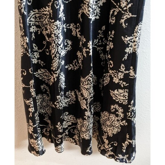 Women's SENSARA 2-Piece Nightgown & Matching Robe Small - Picture 7 of 16